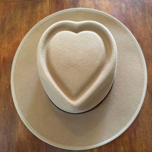 KEYONE ITALIAN MADE HAT NAYELI CORDATE FEDORA HAT BEIGE L $100